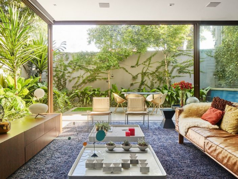 Thiết kế mở kết nối trực tiếp với sân vườn, tận hưởng thiên nhiên trong nhà