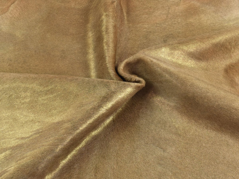 Các đặc điểm của da lông thú (Pony Skin Leather)