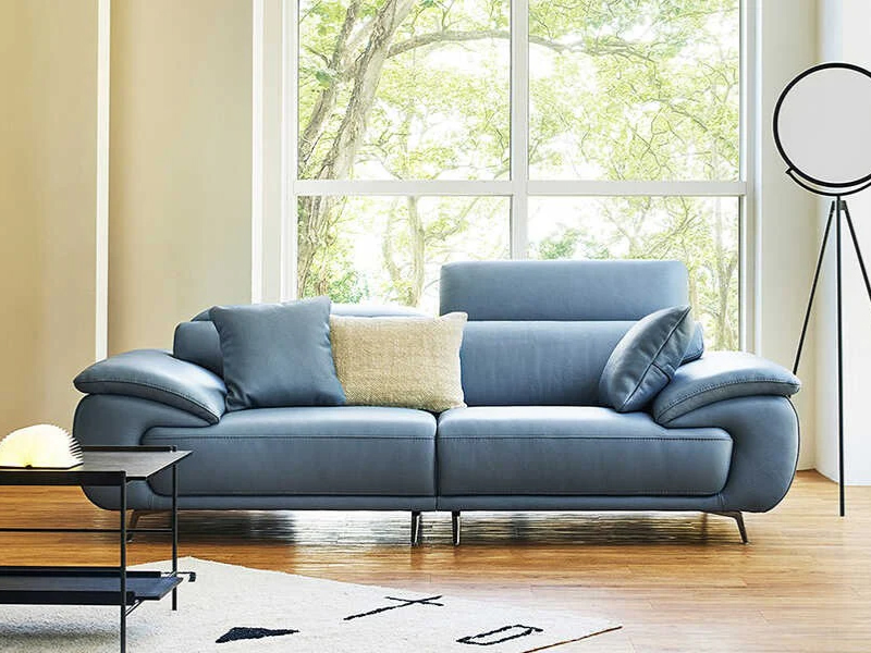 Cần chọn sofa có kích thước phù hợp với không gian phòng khách