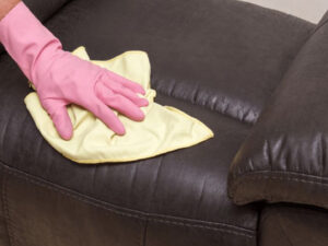 Quy trình và cách đánh bóng ghế sofa tại nhà hiệu quả