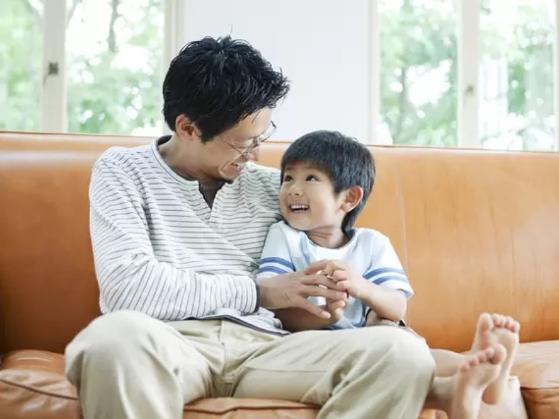 khử mùi tốt nhất cho gia đình có trẻ nhỏ bằng cách dùng lá thảo mộc như lá bạc hà