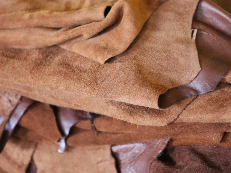 da Nubuck lại mang đến vẻ mịn màng, mềm mại hơn các loại da khác