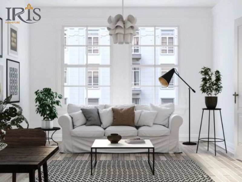 Đặt sofa đơn cạnh cửa sổ để lấy ánh sáng tự nhiên