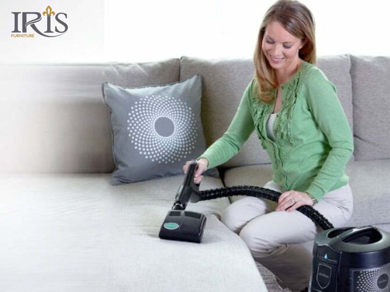 Vệ sinh sofa định kỳ giúp tăng tuổi thọ sofa